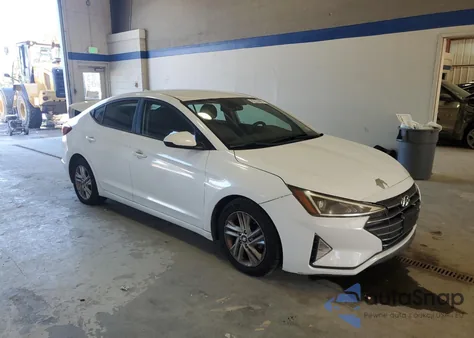 2019 Hyundai Elantra Sel z USA, uszkodzony, nr VIN 5NPD84LFXKH426236